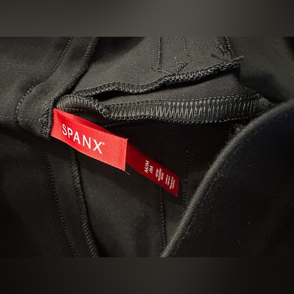 Spanx The Perfect Black Pant, Ankle Backseam Skinny Medium Petite Spanx Classic - Picture 9 of 15
